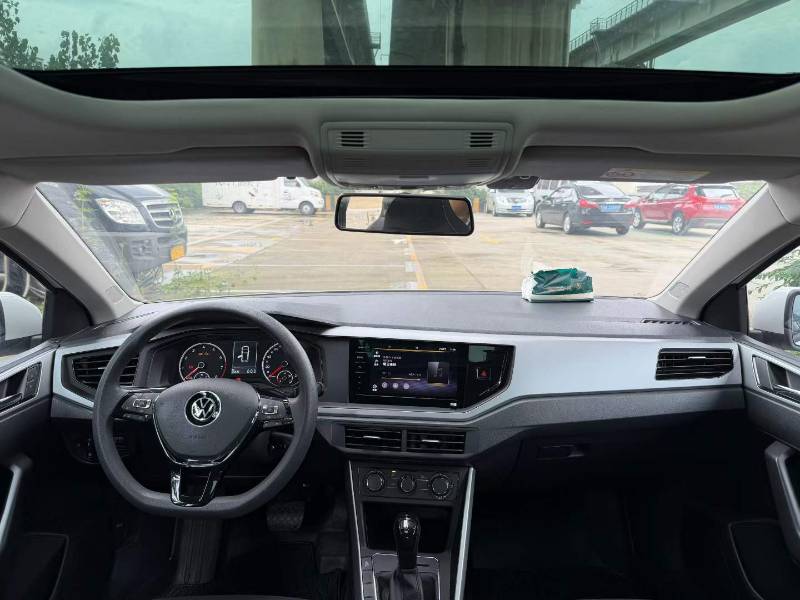 Volkswagen Polo 2022 immagine di auto #5