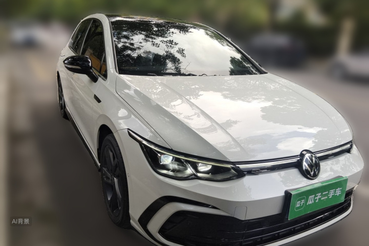 Volkswagen Golf 2022 car image #4