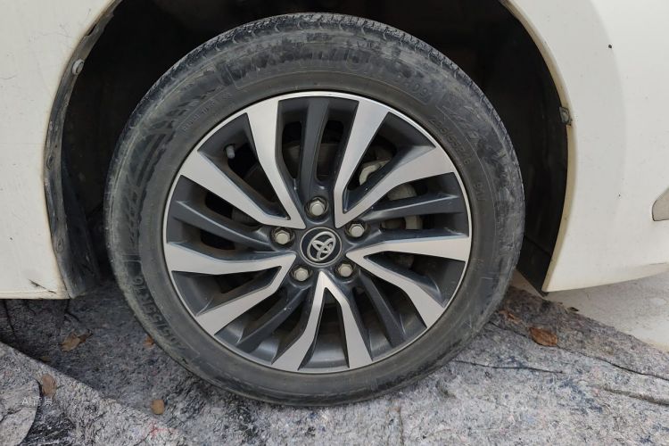 Toyota Corolla 2018 #9 Toyota Corolla 2018 car image #9