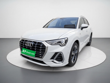 Audi Q3 2023 car image 