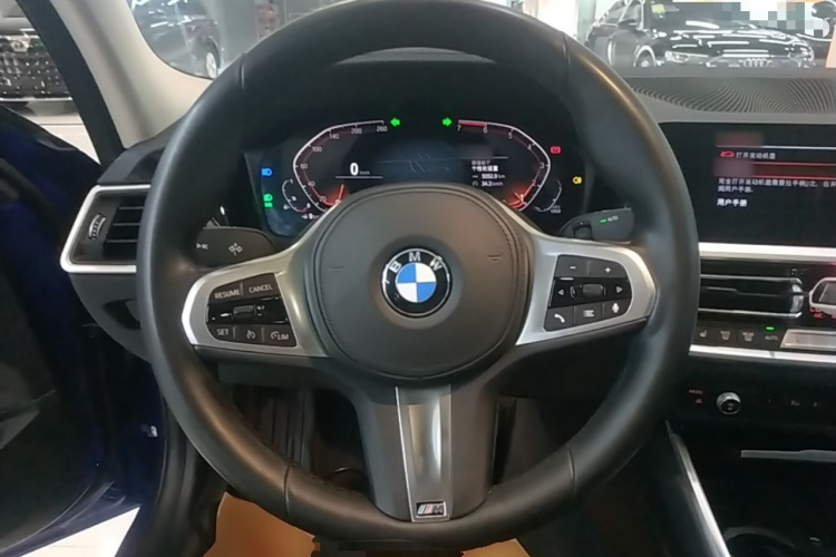 BMW 3 Series 2021 car image #11