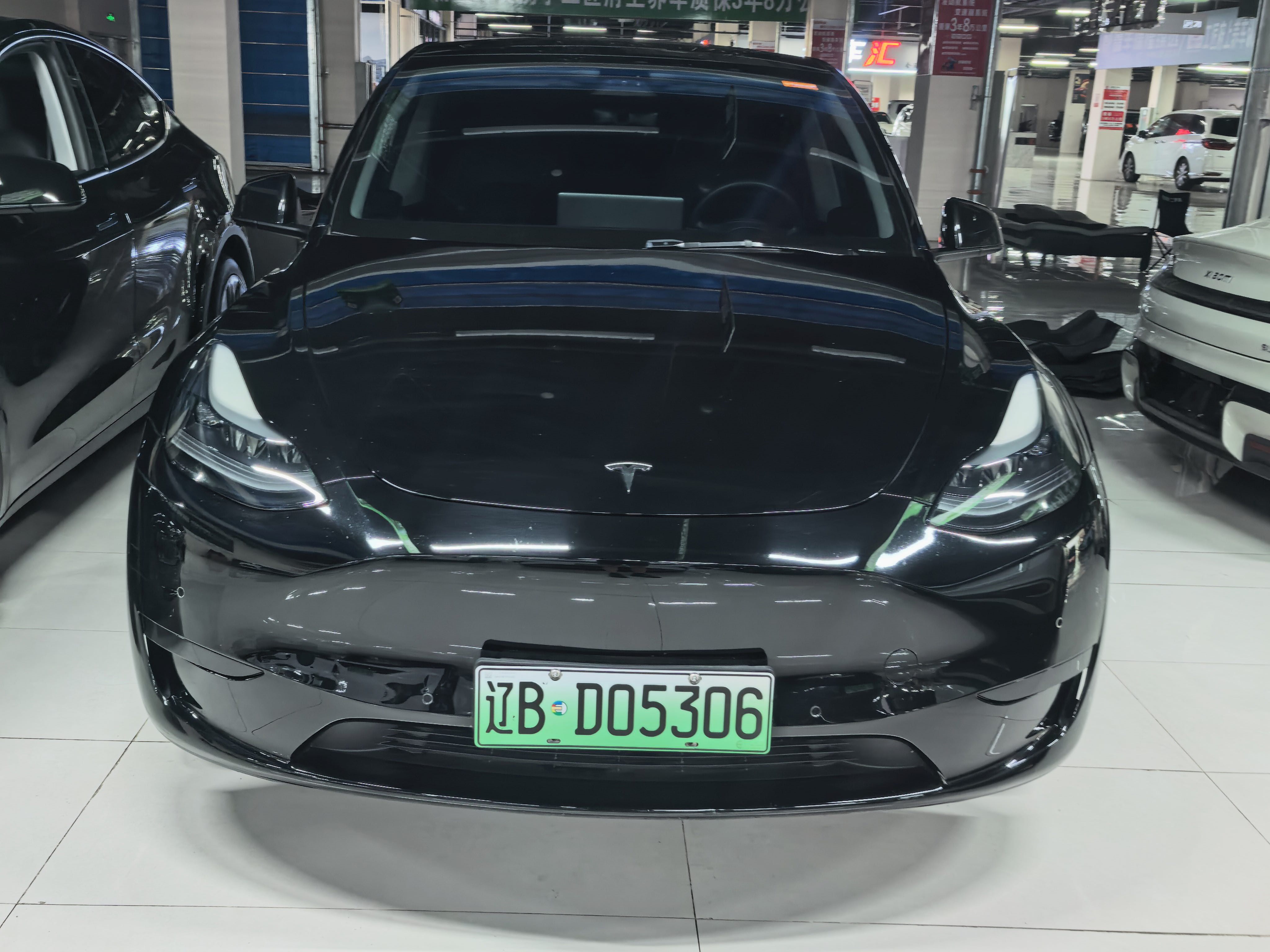 Tesla Model Y 2022 #2 Tesla Model Y 2022 car image #2