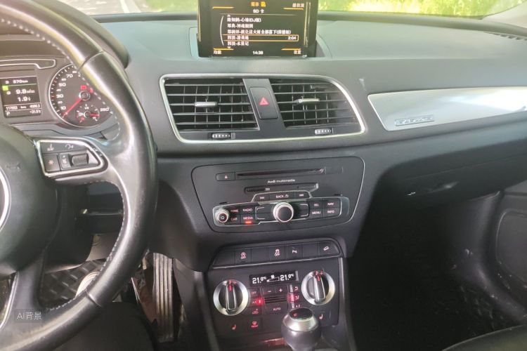 Audi Q3 2015 immagine di auto #15