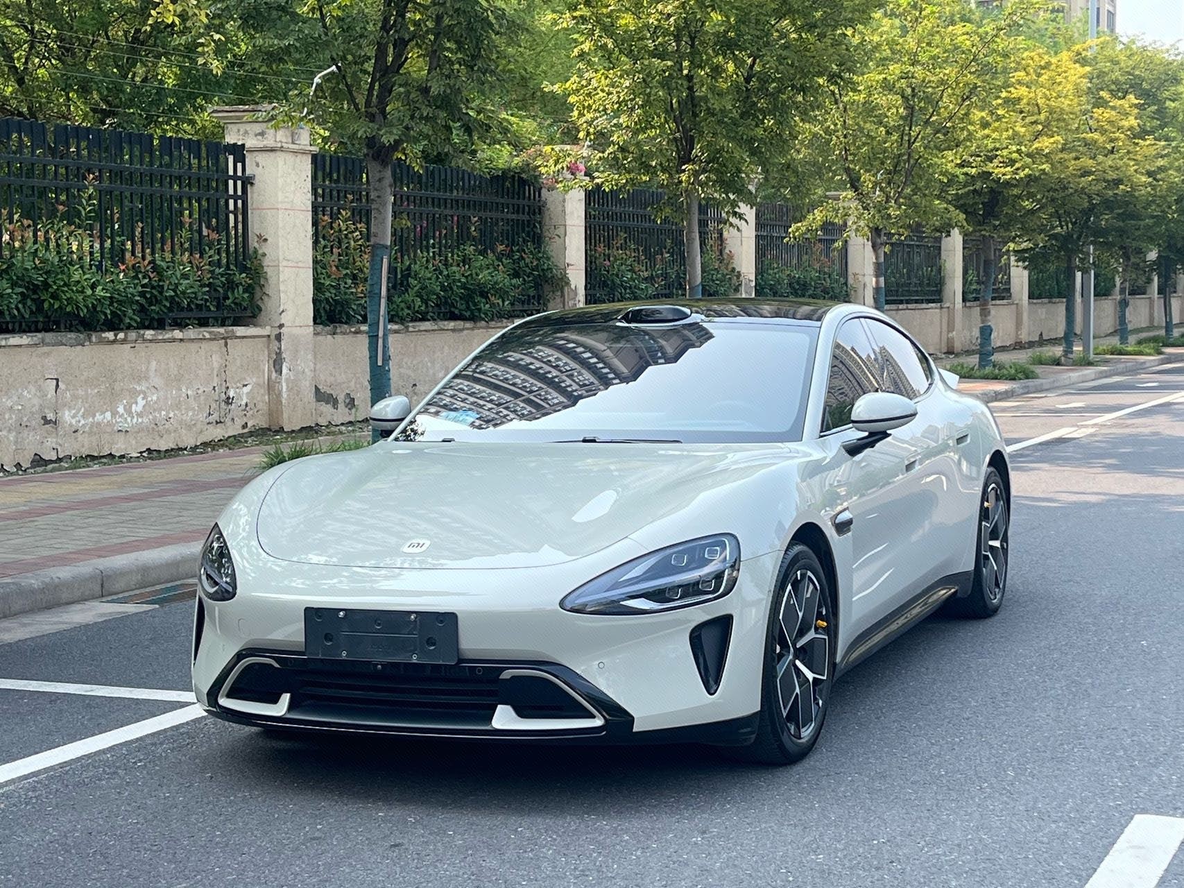 MI SU7 2024 car image 