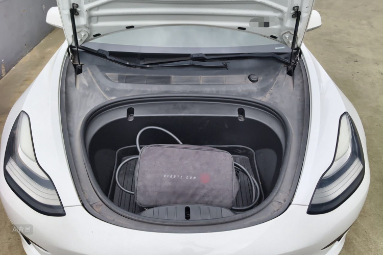 Tesla Model 3 2020 car image #22