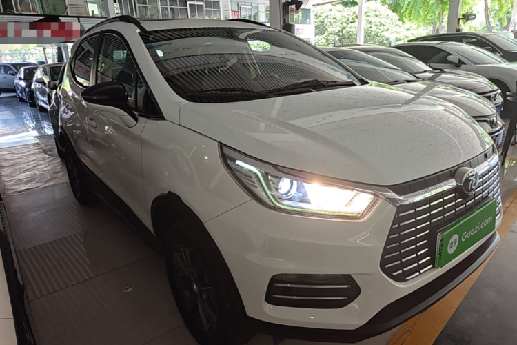 BYD Yuan New Energy 2019 car image #4
