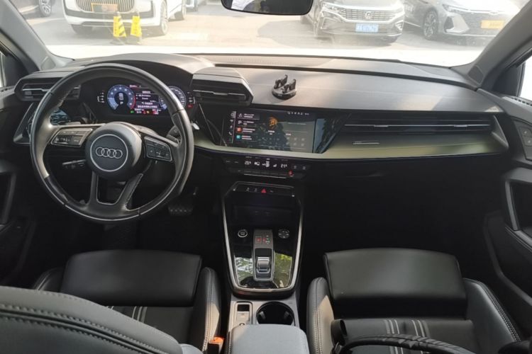Audi A3 2024 immagine di auto #10