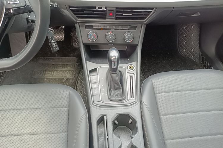 Volkswagen Lavida 2022 car image #14