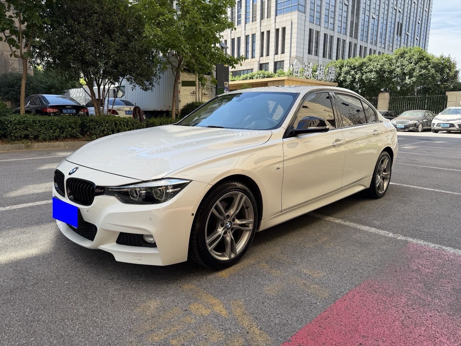 2018 2018 car image