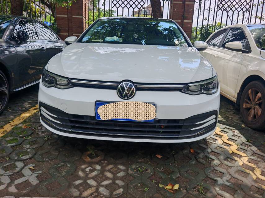 Volkswagen Golf 2023 Volkswagen Golf 2023 car image