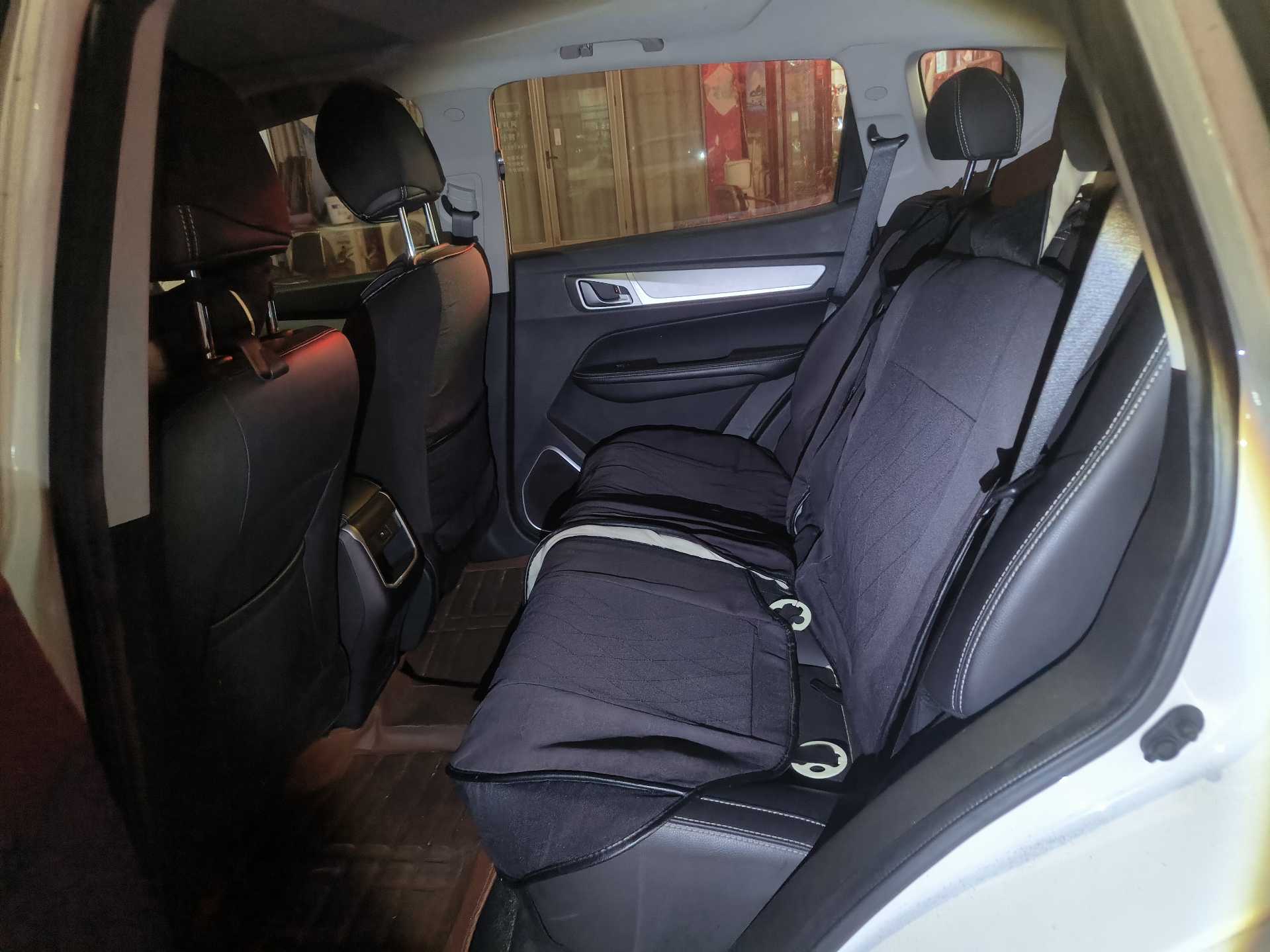 GEELY Vision X6 2020 immagine di auto #8