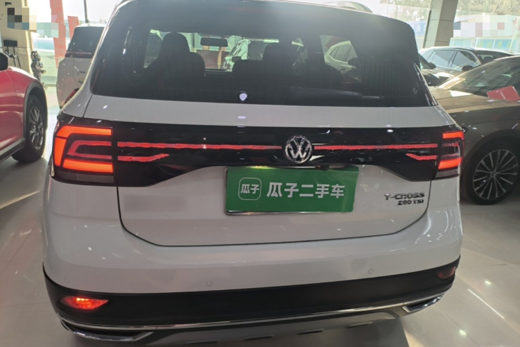 Volkswagen T-Cross 2020 #6 Volkswagen T-Cross 2020 car image #6