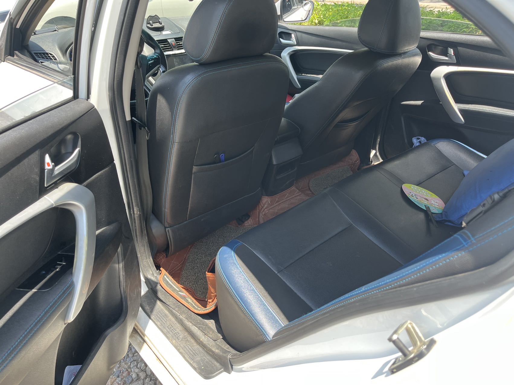 GEELY Emgrand New Energy 2018 car image #3