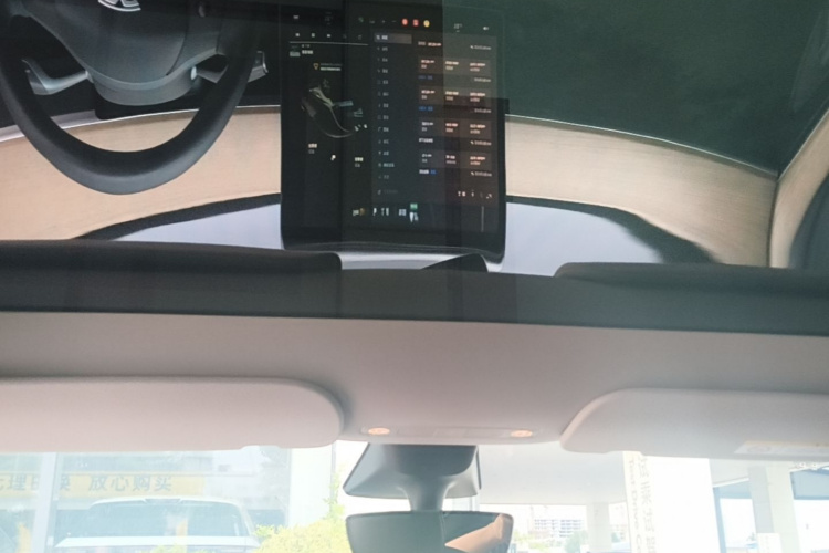 Tesla Model Y 2022 #18 Tesla Model Y 2022 car image #18