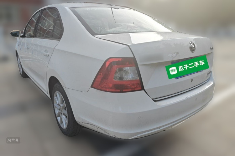 Skoda Rapid 2014 #5 Skoda Rapid 2014 image de voiture #5