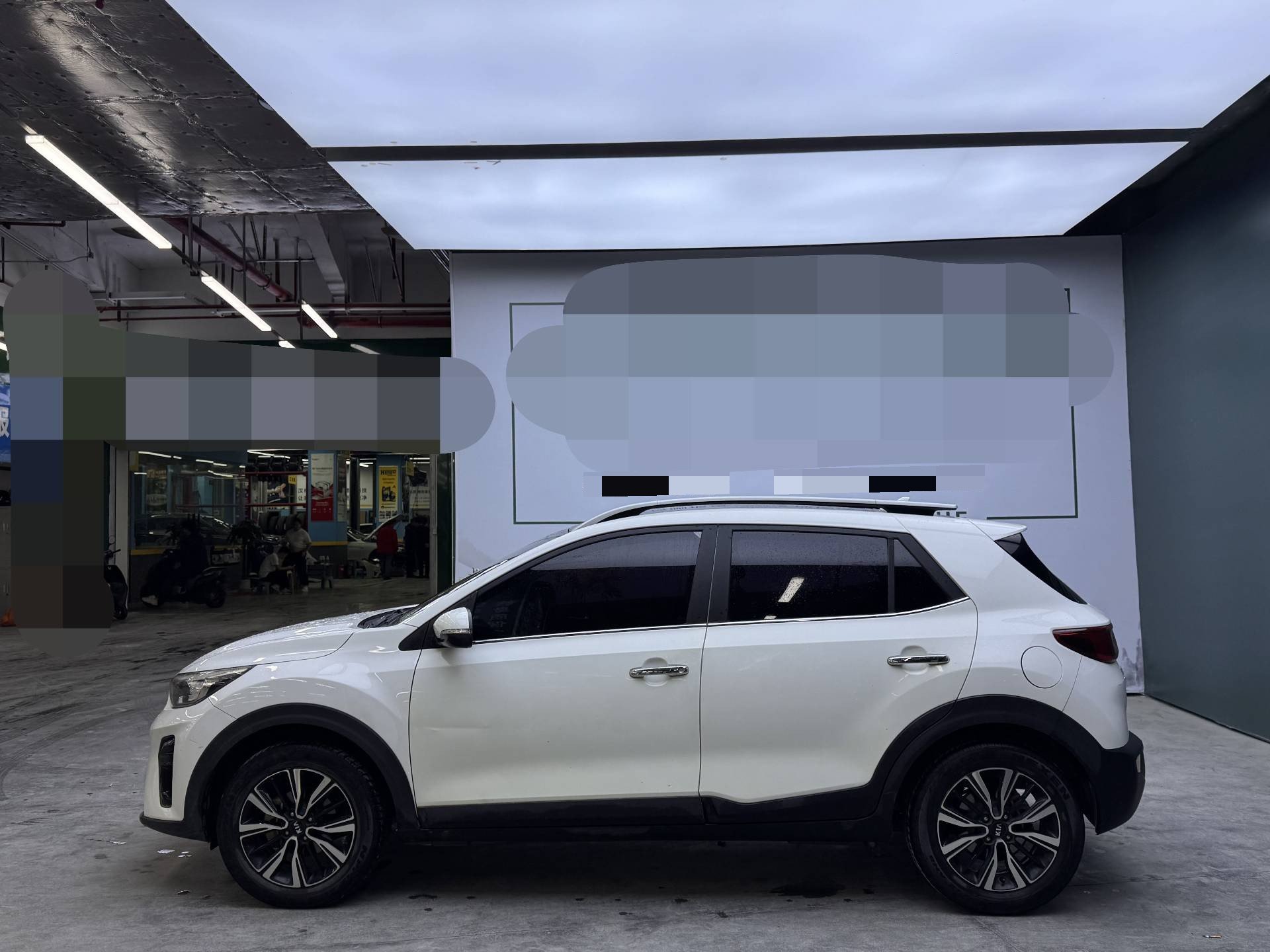 Kia KX1 2020 car image #3