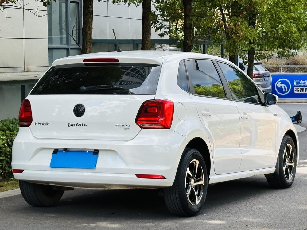 Volkswagen Polo 2019 car image #6