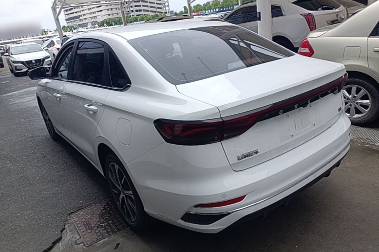 GEELY Emgrand 2022 car image #5