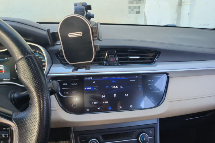 GEELY Emgrand 2018 #15 GEELY Emgrand 2018 car image #15