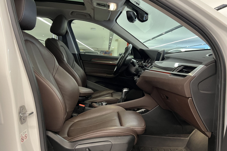 宝马 宝马X1新能源 2019 汽车图片 #16