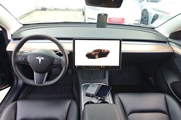 Tesla Model 3 2023 #10 Tesla Model 3 2023 car image #10