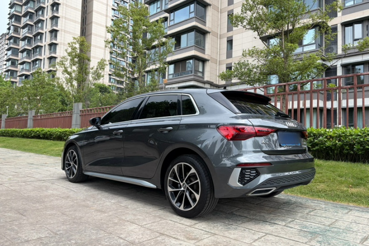 Audi A3 2021 car image #5