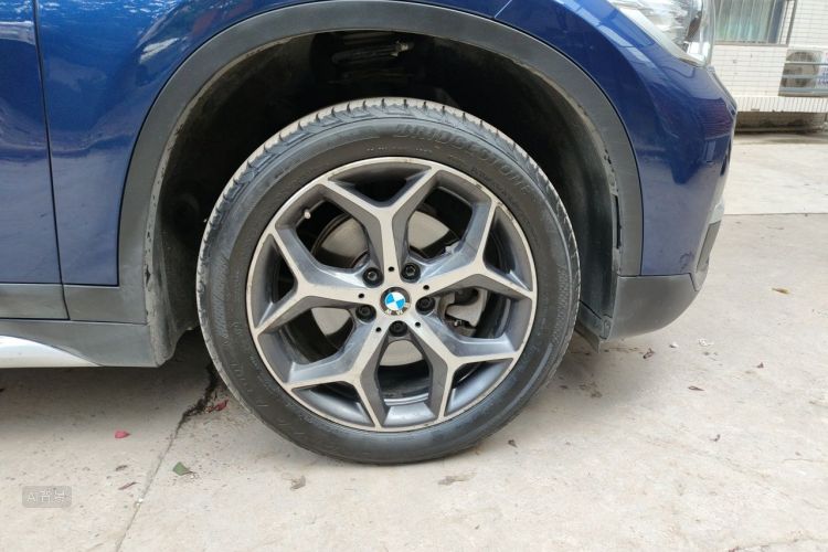 BMW X1 2019 #9 BMW X1 2019 car image #9