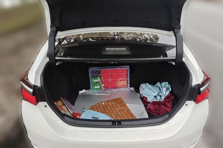 Toyota Corolla 2017 #21 Toyota Corolla 2017 car image #21