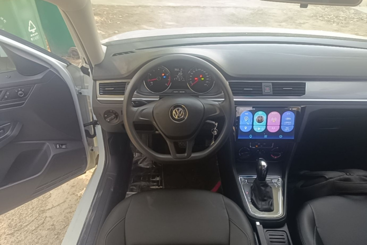 Volkswagen Bora 2019 car image #15