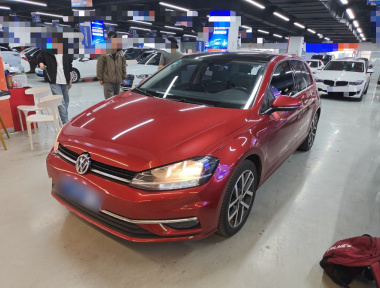 Volkswagen Golf 2019 imagem de carro 