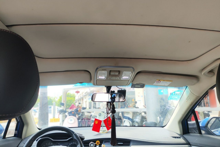 GEELY Emgrand GS 2017 car image #20