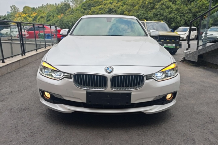 BMW 3 Series 2018 #3 BMW 3 Series 2018 immagine di auto #3