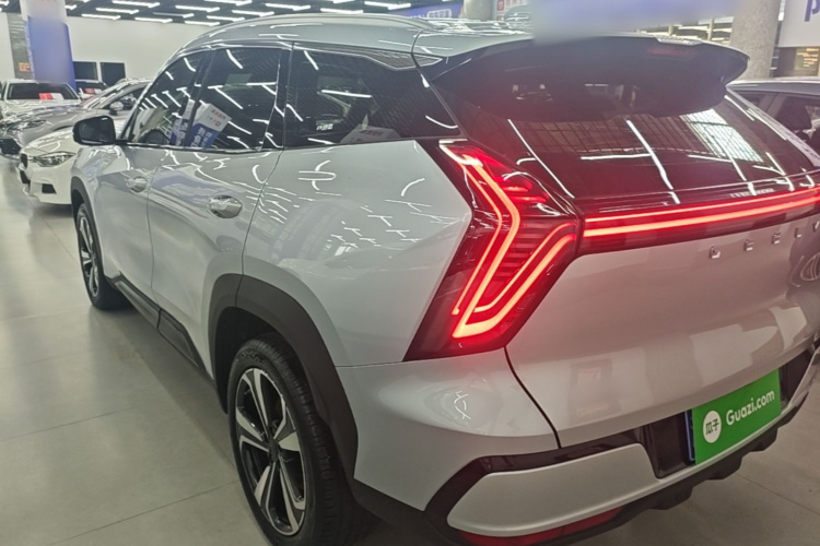 GEELY Boyue L 2025 car image #5