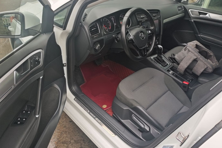 Volkswagen Golf 2018 #16 Volkswagen Golf 2018 car image #16
