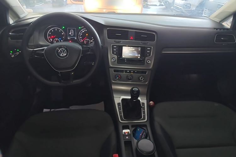 Volkswagen Golf 2017 #10 Volkswagen Golf 2017 car image #10