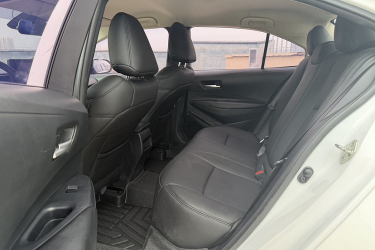 Toyota Corolla 2021 car image #12