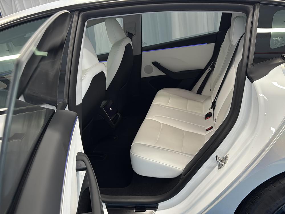 Tesla Model 3 2023 #18 Tesla Model 3 2023 car image #18