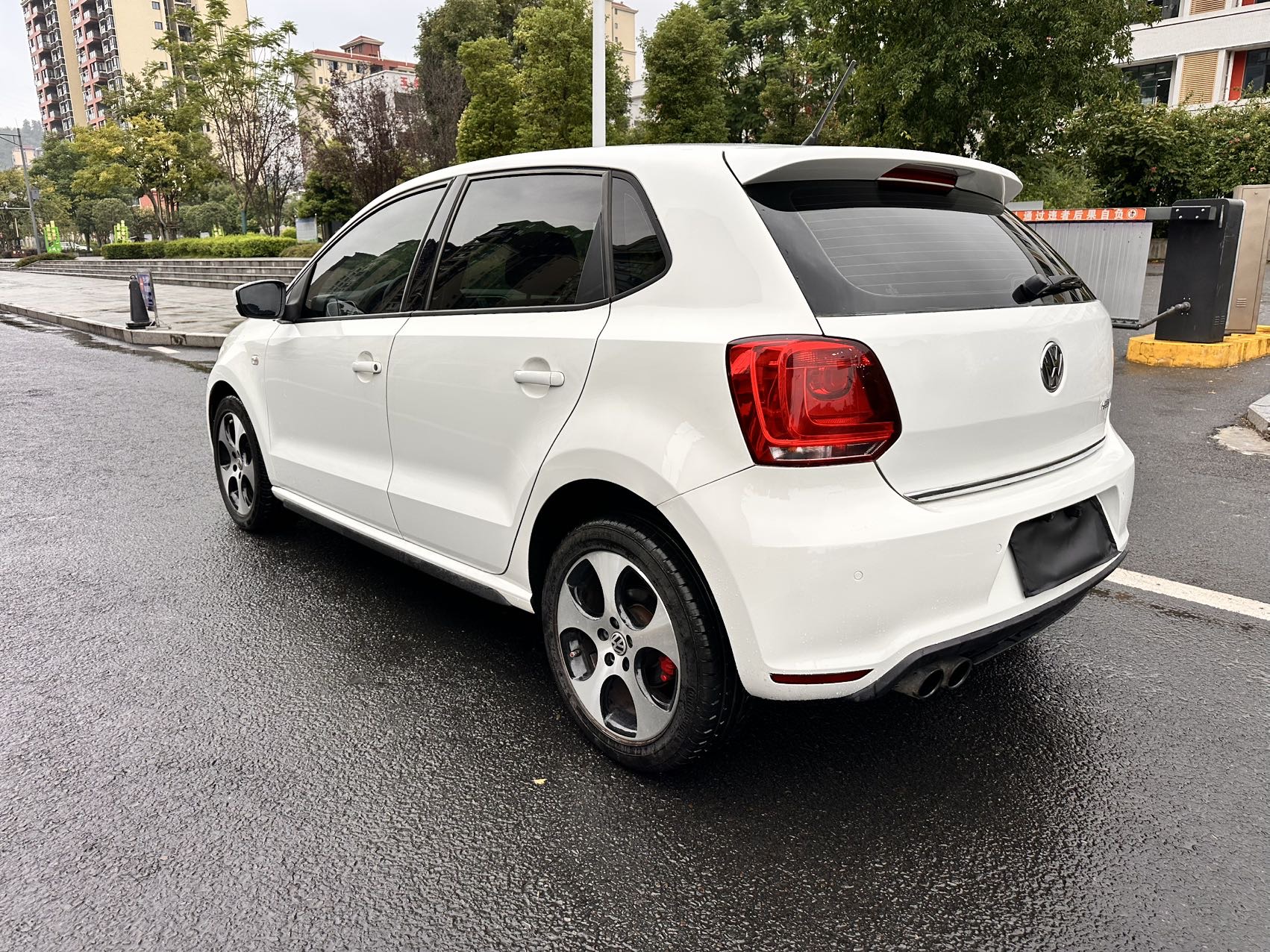 Volkswagen Polo 2016 #6 Volkswagen Polo 2016 car image #6