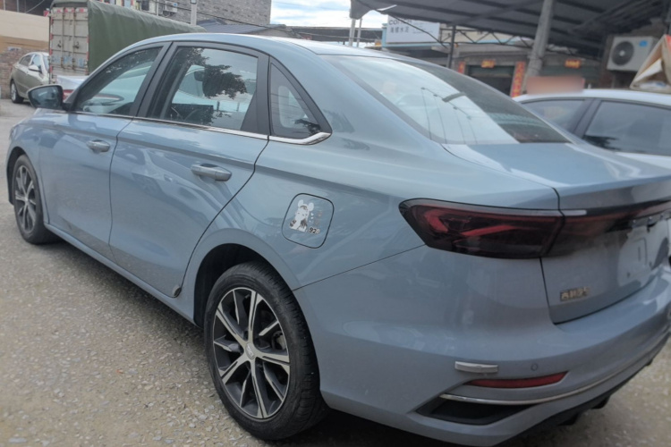 GEELY Emgrand 2023 #5 GEELY Emgrand 2023 car image #5