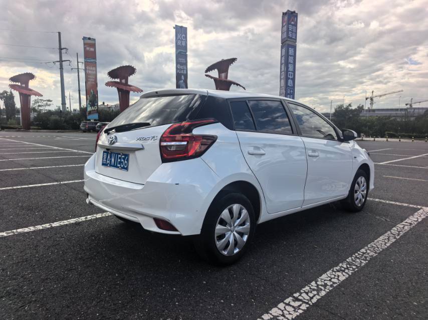 Toyota Vios FS 2021 صورة سيارة #7