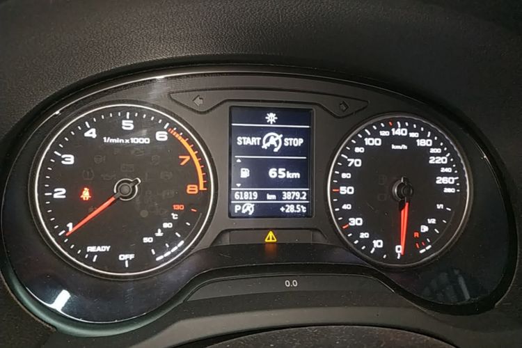 Audi A3 2017 car image #12