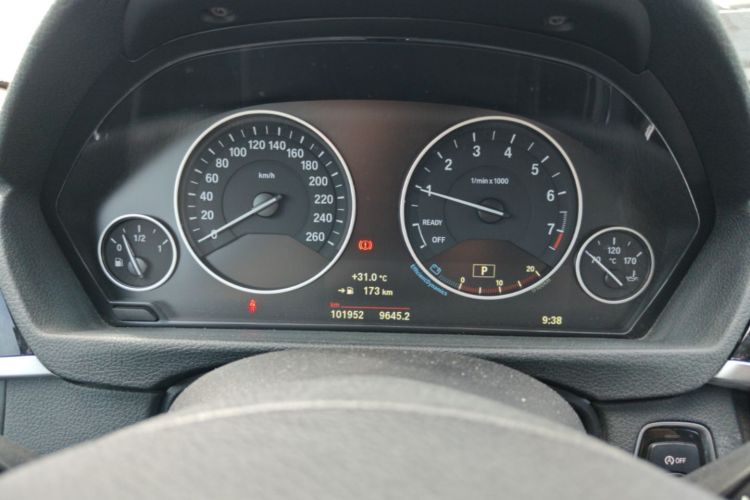 BMW 3 Series 2018 #12 BMW 3 Series 2018 car image #12