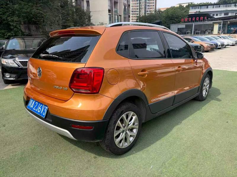 Volkswagen Polo 2015 #4 Volkswagen Polo 2015 car image #4