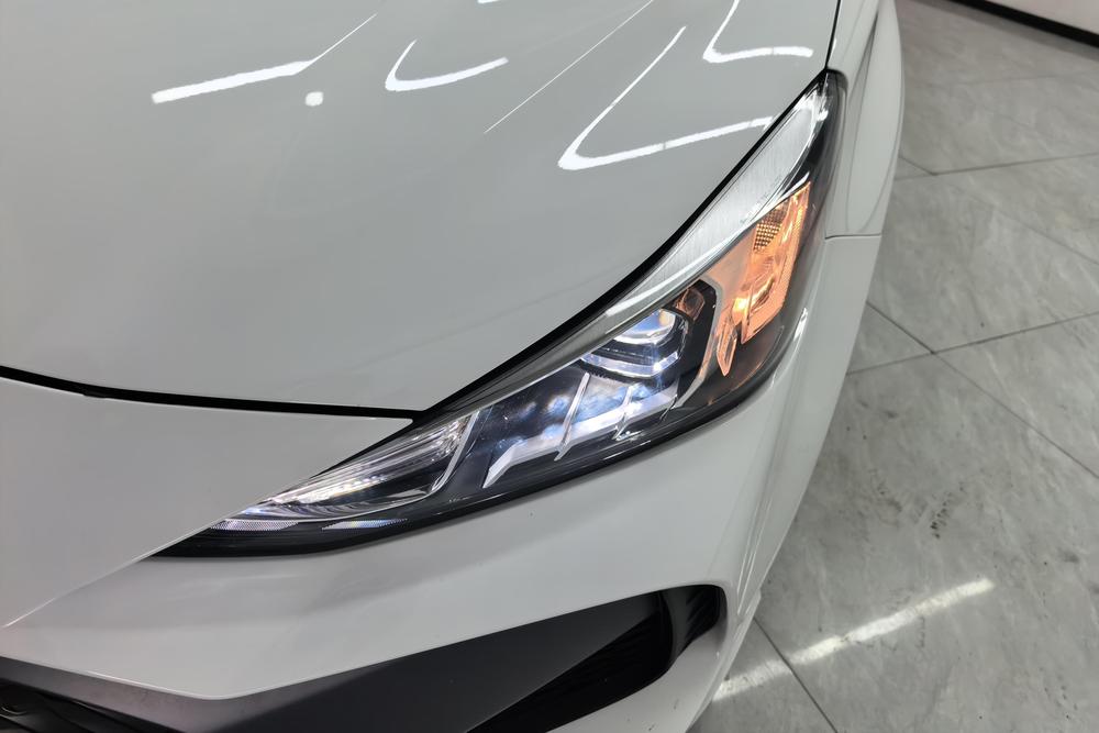 2025 car image #4
