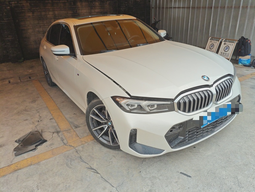 BMW 3 Series 2023 #2 BMW 3 Series 2023 immagine di auto #2