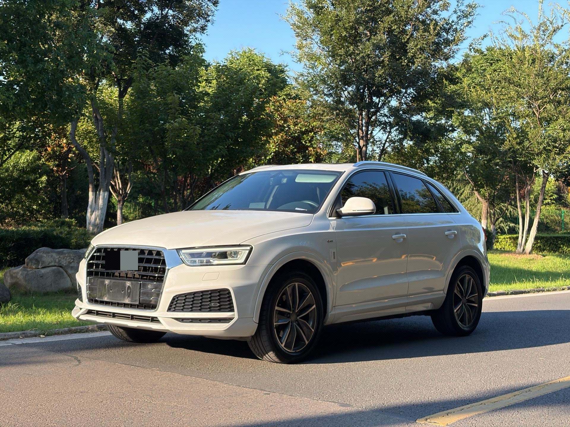 Audi Q3 2018 Audi Q3 2018 car image