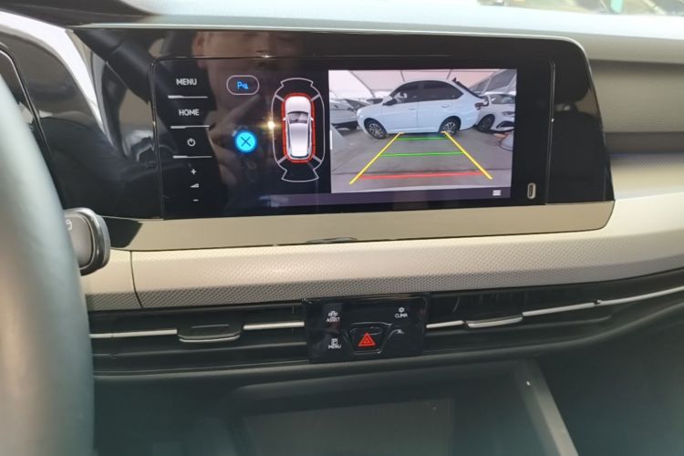 Volkswagen Golf 2021 car image #13