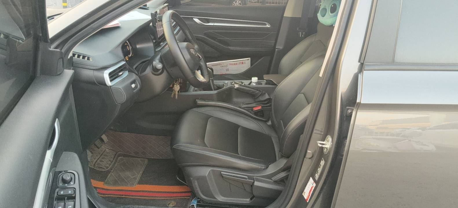 GEELY Emgrand 2024 car image #2