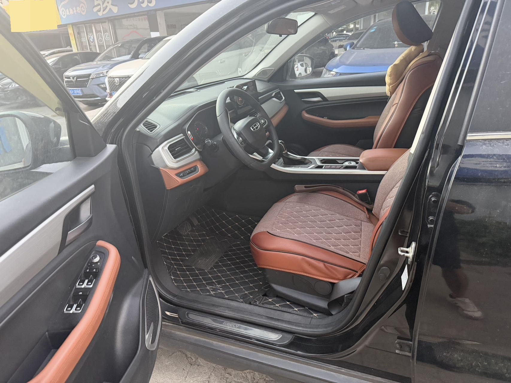 GEELY Vision X6 2020 #4 GEELY Vision X6 2020 immagine di auto #4