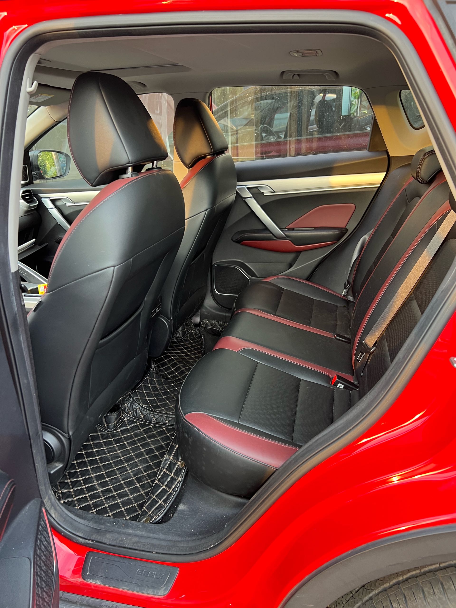GEELY Coolray 2022 #7 GEELY Coolray 2022 car image #7